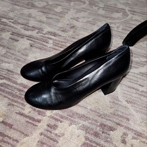 Cos size 40 round toe heels